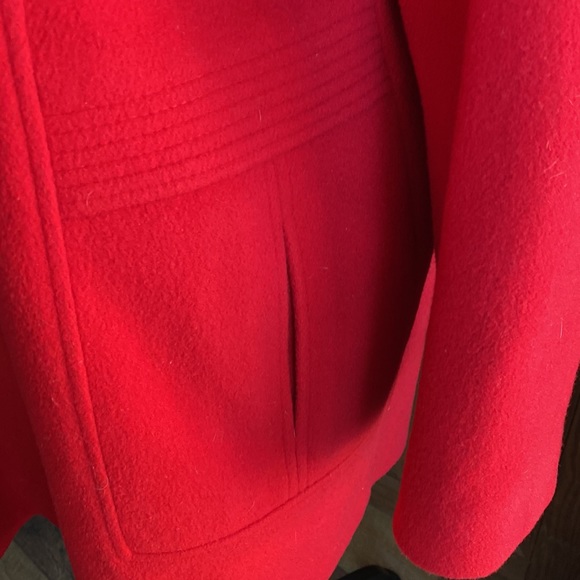 Vintage Herman Kay Red Wool Coat. 4 gold button front closure. Sz L. - Picture 4 of 10